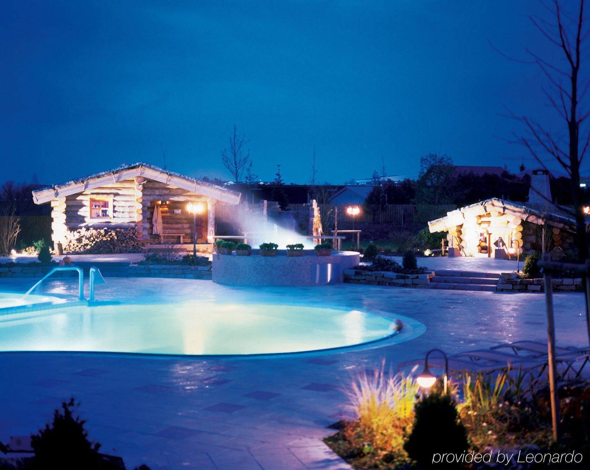 Vital Rhein Main Therme Wellness & Hotel 4*