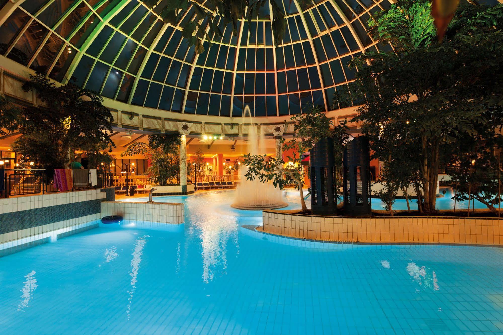 Отель Vital Rhein Main Therme Wellness & Хофхайм-ам-Таунус