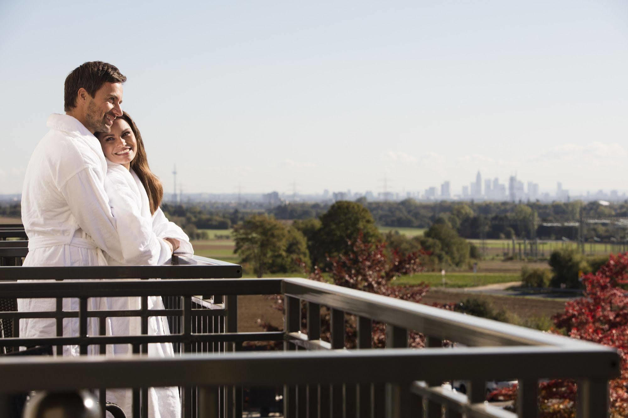 Vital Rhein Main Therme Wellness & Hotel 4*